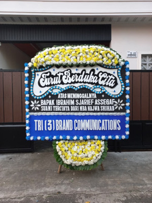 Papan Bunga Duka di Biak Barat
